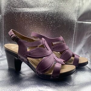 NWOT Dansko purple studded heeled sandle size 41